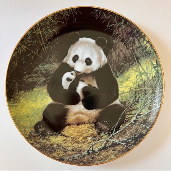 The Panda collector plate Last of Their Kind: The Endangered Species 1988. - Picture 2 of 4